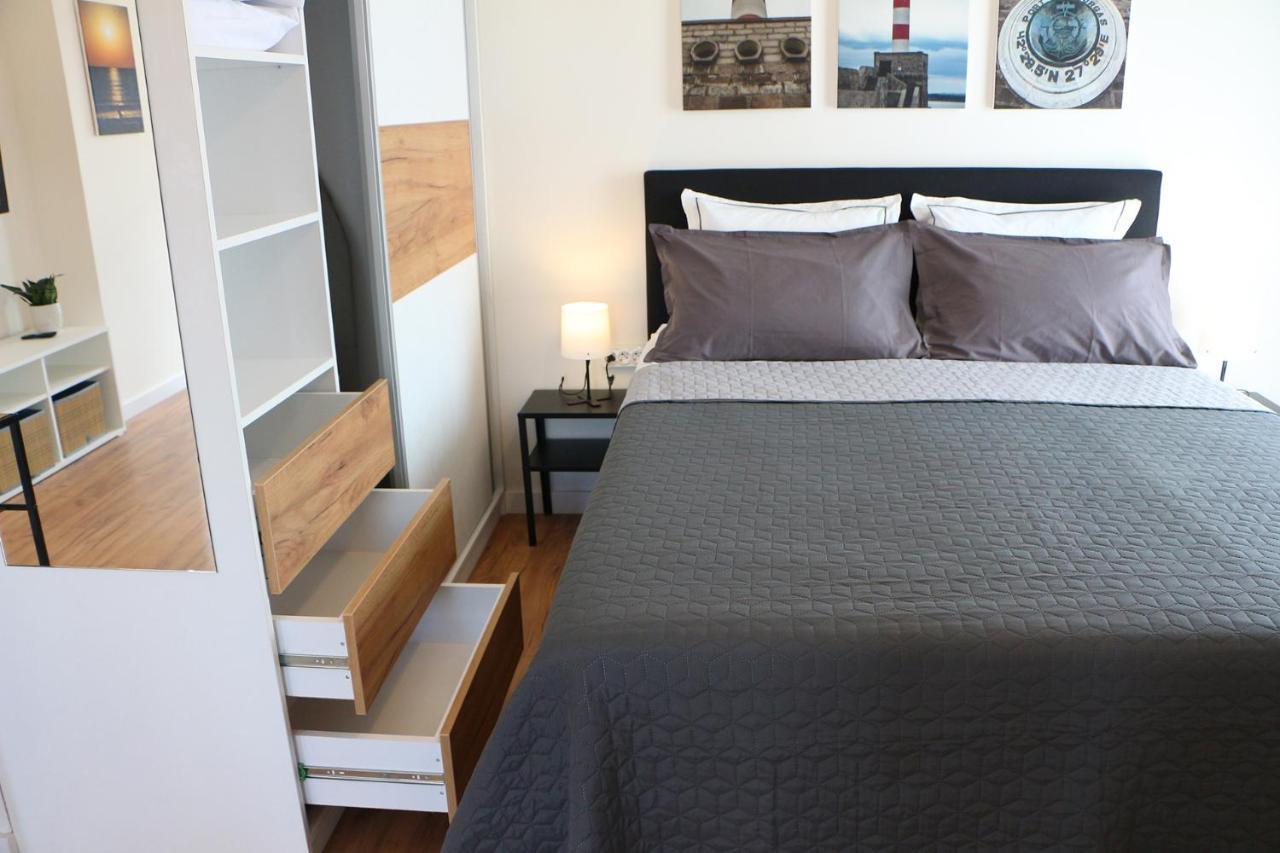 Shik & Chic In The Heart Of Burgas # 5Min From Beach # New Eksteriør billede